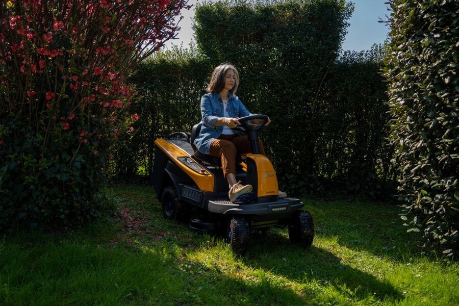 trattore da giardino a batteria - swift 372e